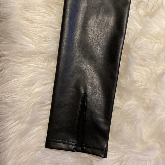 7 for all mankind Black Faux leather legging pants Skinny fit Size small NWT - Picture 4 of 6